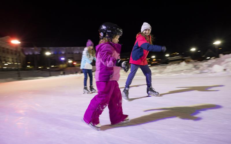 Outdoor Public Skating On The Oval Lake Placid Adirondacks   Rs97015 4s8a0753lpr 